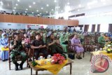 Dharma Pertiwi Daerah M dan TP-PKK Minahasa Adakan Bakti Sosial