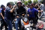 Tolak Transportasi Daring Demonstran Macetkan Makassar 