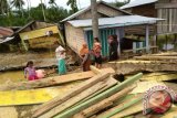 W Pasaman Set 14 Days of Flood Emergency Response