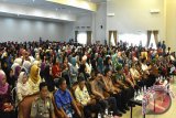 Sekitar 1000 lebih guru PAUD se Kalimantan Selatan dan Kalimantan Tengah mengikuti pelatihan akbar yang digelar Yayasan Adaro Bangun Negeri (YABN). Pelatihan ini dilaksanakan selama tiga hari sejak 18 sampai 20 Oktober 2017 dengan menghadirkan pembicara dari Indonesia Heritage Foundation (IHF).ist