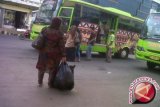 Dishub Sulteng Larang Bis Penumpang Angkut Barang 