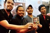 Album Terbaru  Payung Teduh Diedarkan di KFC