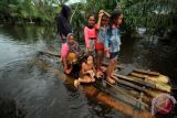 Warga Lhoksukon Terisolir Banjir