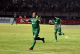 Pertandingan Perseru Serui melawan Persebaya Surabaya dalam lanjutan grup C Piala Presiden 2018 di Stadion Gelora Bung Tomo (GBT) Surabaya, Jawa Timur, Selasa (23/1). Persebaya Surabaya menang atas Perseru Serui dengan skor 2-0. Antara jatim/M Risyal Hidayat/zk/18