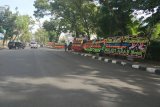 Karangan bunga ucapan terima kasih  kepada Gubernur Sumatera Utara H.Tengku Erry Nuradi 