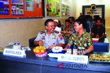 Wakil Bupati Batola H. Rahmadian Noor menyaksikan peluncuran program Regional Traffic Management Center (RTMC) Polda Kalsel, di wilayah Kabupaten Barito Kuala, Kamis (1/2). Foto:Antaranews Kalsel/Arianto/G.