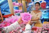 Gubernur: kasih sayang diwujudkan dengan karya nyata