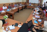 Pemkab Mentawai bahas persiapan rencana pembangunan bandara minas