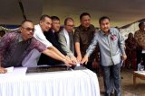 Gubernur ajak masyarakat tegas menolak berita bohong