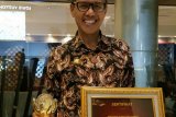 Gubernur Irwan Prayitno Raih Apresiasi SINDO Goverment Award 2018