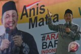 Mantan Presiden Partai Keadilan Sejahtera (PKS) sekaligus calon Presiden 2019, Anis Matta menyampaikan orasi politiknya pada acara wawasan politik Islam di Pondok Pesantren (Ponpes) Miftahul Huda 2, Bayasari, Kabupaten Ciamis Jawa Barat, Selasa (10/4/2018). Dalam safari politknya Anis Matta, menyampaikan tentang wawasan politik Islam kepada santri dan para alim ulama dengan tema 