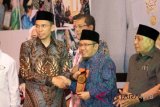 Bupati Lombok Utara terima penghargaan pembangunan