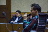 Sidang perdana Abdul Latif