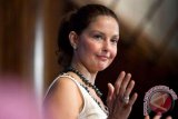 Aktris Ashley Judd layangkan gugatan perundungan kepada Harvey Weinstein