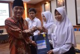 Alumni Undip bantu beasiswa mahasiswa SNMPTN