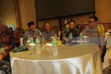 Sekretaris Daerah Kota Kediri Budwi Sunu menghadiri acara debat publik menghadapi Pemilihan Kepala Daerah (Pilkada) 2018 yang serentak digelar 27 Juni. Pemkot meminta warga ikut menyukseskan pilkada dengan hadir di tempat pemungutan suara (TPS). Antara Jatim/ Foto/ Asmaul Chusna/zk/18