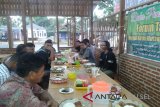 Forum Tala CSR Menggelar Buka Puasa Bersama Ikatan Wartawan Tanah Laut, Senin (11/6).Foto: Antaranews Kalsel/Arianto.