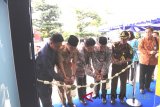 Sekdakab Tanah Laut H Syahrian Nurdin Menghadiri Peresmian Kantor Cabang Pembantu Bank Mandiri Pelaihari, Senin (25/6).Foto:Antaranews Kalsel/Arianto.