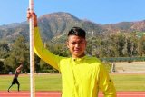Idan menyabet perak dalam kejuaraan junior Asia lompat galah