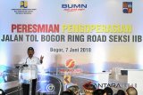 Menteri Pekerjaan Umum dan Perumahan Rakyat Basuki Hadimuljono menyampaikan sambutan saat peresmian pengoperasian jalan tol Bogor Outer Ring Road (BORR) seksi 2B di Kota Bogor, Jawa Barat, Kamis (7/6). Jalan tol BORR seksi 2B ruas Kedung Badak-Simpang Yasmin dengan panjang 2,65 km tersebut diharapkan dapat membantu Pemerintah Kota Bogor dalam menyelesaikan permasalahan kepadatan arus lalu lintas di jalan arteri. ANTARA JABAR/Arif Firmansyah/agr/18