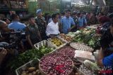 Presiden blusukan di pasar tradisional