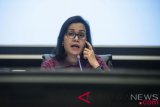     Menteri Keuangan Sri Mulyani memberikan keterangan pers tentang Rancangan Undang-Undang (RUU) Penerimaan Negara Bukan Pajak (PNBP) di Kementerian Keuangan, Jakarta, Jumat (27/7/2018). Menteri Keuangan Sri Mulyani mengatakan, PNBP dikelompokan menjadi enam kategori di antaranya Pemanfaatan SDA, Pelayanan, Pengelolaan Kekayaan Negara yang Dipisahkan (KND), Pengelolaan Barang Milik Negara (PBMN), Pengelolaan Dana, dan Hak Negara Lainnya. (ANTARA /Aprillio Akbar)