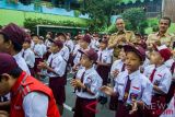 Anies tinjau hari pertama sekolah