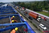 Pembangunan jalan tol layang Japek II