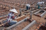 Renovasi Makam Pahlawan terdampak ROB