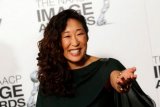 Sandra Oh orang Asia pertama yang masuk nominasi Emmy Awards