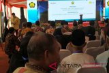 Ribuan warga padati lokasi peresmian PLTB Sidrap