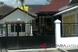 Kena OTT, rumah suami Eni Maulani di Temanggung sepi