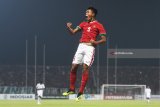 Pesepak bola Indonesia U-16 Sutan Diego melakukan selebrasi ketika berhasil mencetak gol ke gawang Timor Leste U-16 dalam laga penyisihan grup A Piala AFF U-16 di Gelora Delta Sidoarjo, Sidoarjo, Jawa Timur, Sabtu (4/8). Indonesia menang atas Timor Leste dengan skor 3-0 dan memastikan Indonesia melaju ke babak semi final. Antara Jatim/Zabur Karuru/18