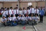 Foto bersama Pimpinan BUMN dan peserta Siswa Mengenal Nusantara asal Sumatera Utara