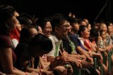 Suasana acara penutupan Rainforest World Music Festival 2018 di 'Jungle Stage' Sarawak Culture Village, Kuching, Malaysia, Juli 2018. Sejak pertama kali digelar pada tahun 1998, RWMF selalu menampilkan pertunjukan musik berkualitas dari sejumlah musisi/kelompok musik yang didatangkan dari sejumlah negara seperti Malaysia, Indonesia, India, USA, Rusia, Korea, Filipina dan sebagainya. Hingga kini RWMF menjadi salah satu event tahunan yang rutin digelar oleh Sarawak Tourism Board dan selalu dipadati wisatawan lokal serta mancanegara. ANTARA FOTO/Jessica Helena Wuysang/18 