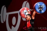 Emas Angkat Besi Putra 62Kg