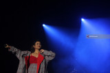Penyanyi Indonesia Citra Scholastika membawakan lagu andalannya dalam konser perpisahan boyband asal Irlandia, Boyzone yang bertajuk 