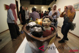 Pameran Small Thing High Value