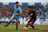 Persela vs PSM