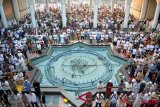 Salat Idul Adha Di Masjid Al Akbar Surabaya