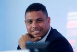 Ronaldo 	Lus Nazario kuasai saham mayoritas di Valladolid