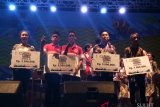 SMP Don Bosco - Legacy Sawangan juara festival kolintang Manado Fiesta 2018