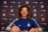 Chelsea ikat Ethan Ampadu sampai 2023