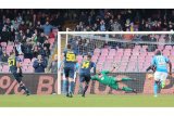 Napoli dibantai 0-3 di markas Sampdoria