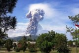 Gunung Soputan  meletus, status Siaga