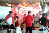 Panitia Penyelenggara Daihatsu Astec Open 2018 Disambut Tarian Dayak Sebelum Konfrensi Pers, di Hotel Treepark Banjarmasin, Rabu (10/10).Foto: Antaranews Kalsel/Arianto.