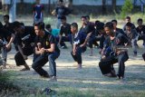 Santri berlatih pencak silat di Pesantren Al-Amin, Sumenep, Jatim, Jumat (18/10/2018). Penetapan Hari Santri Nasional oleh Presiden Joko Widodo pada 2015 lalu merupakan bentuk penghargaan pemerintah terhadap peran para santri dalam memperjuangkan kemerdekaan Indonesia. Antara Jatim/Saiful Bahri/zk.