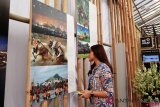 Antara pamerkan sejumlah karya foto di Paviliun Indonesia