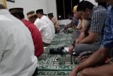 Masyarakat Desa Bua dzikir bersama jelang 