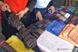 Setiap bulan ada 200 helai songket Unggan yang diproduksi